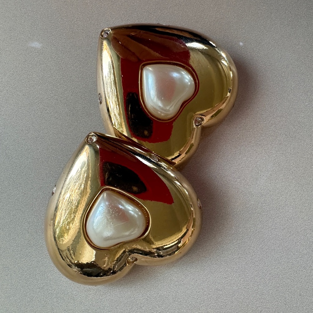 Givenchy clip on earrings - Picture 3 of 5